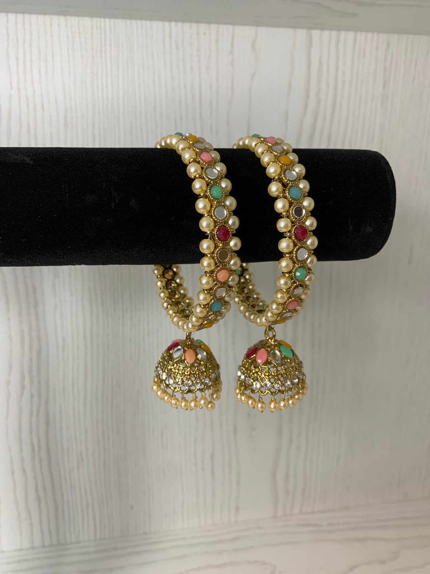 Jasmine Kara - Circle Mirror Design