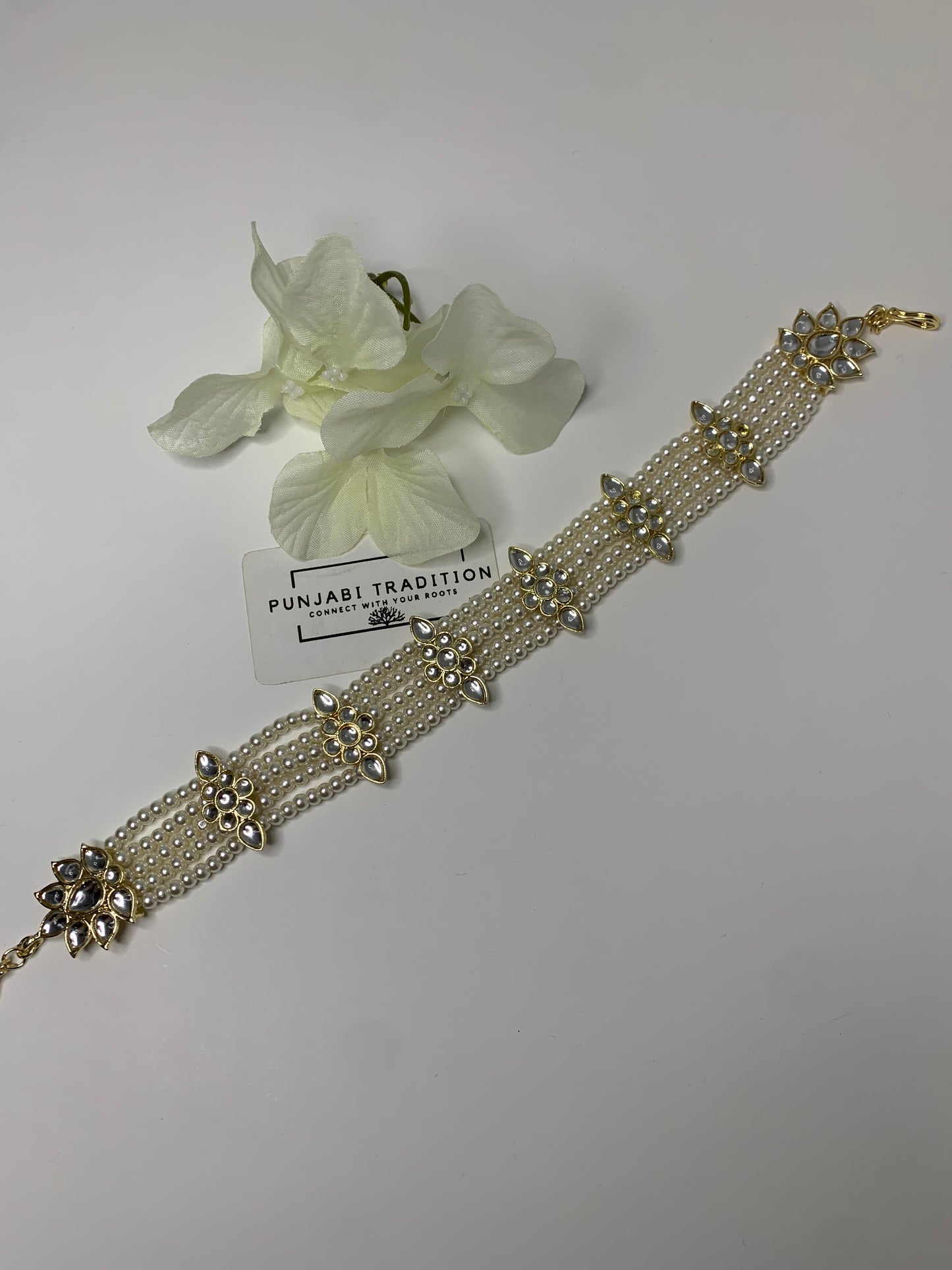 Mang patti - Pearl/Flower