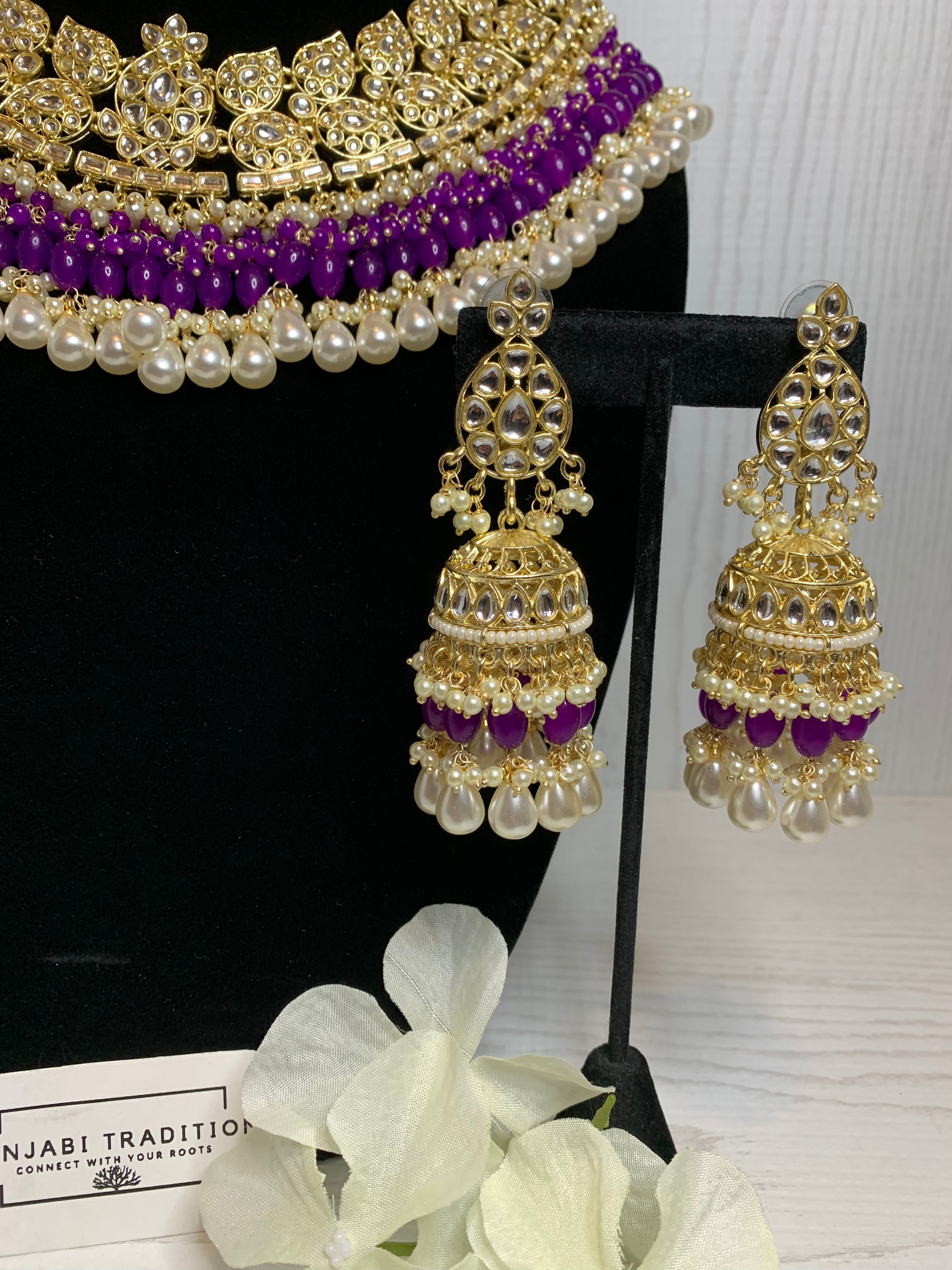 Aavi Pearl Heavy Necklace