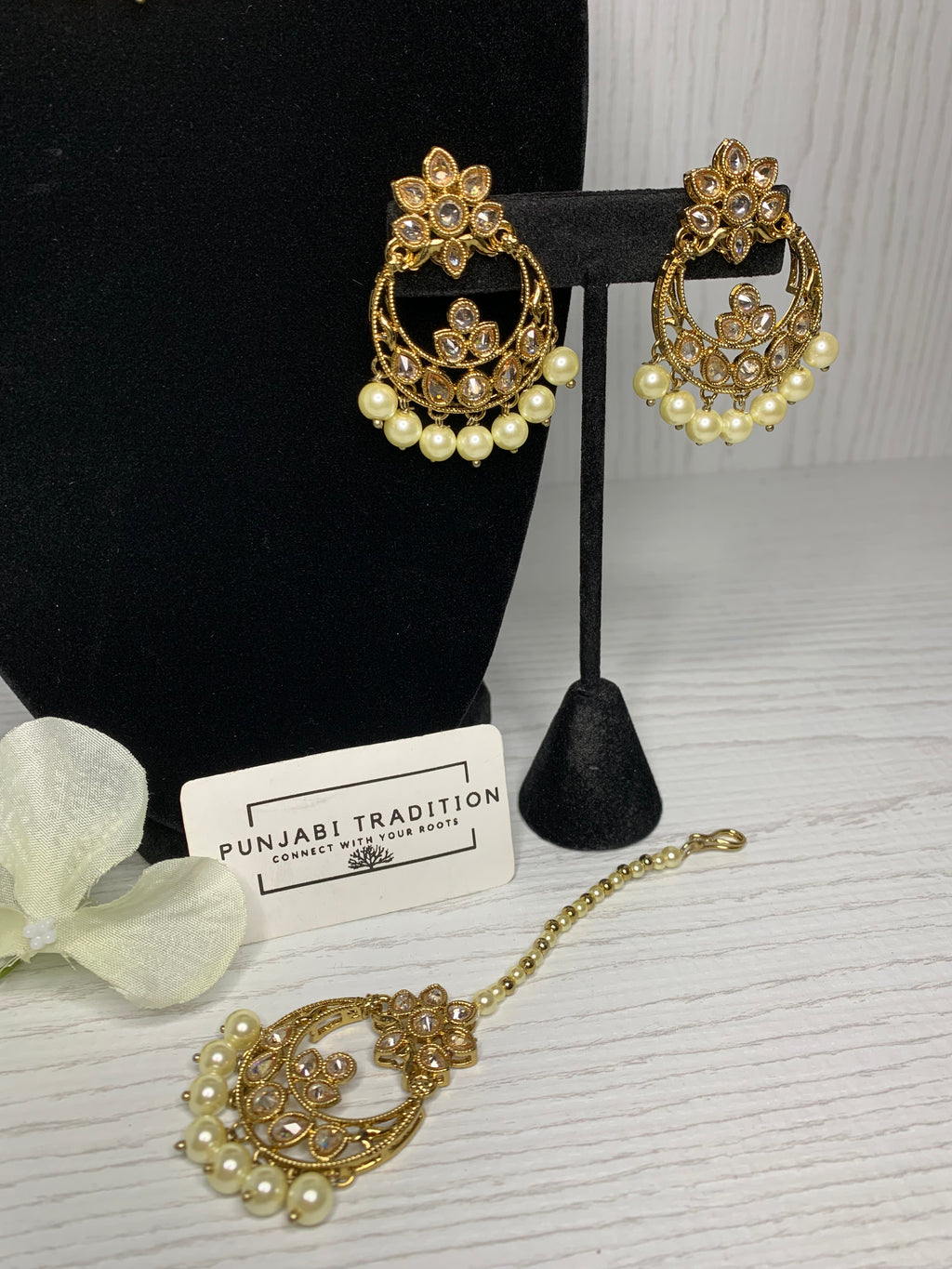 Zamina Necklace Set