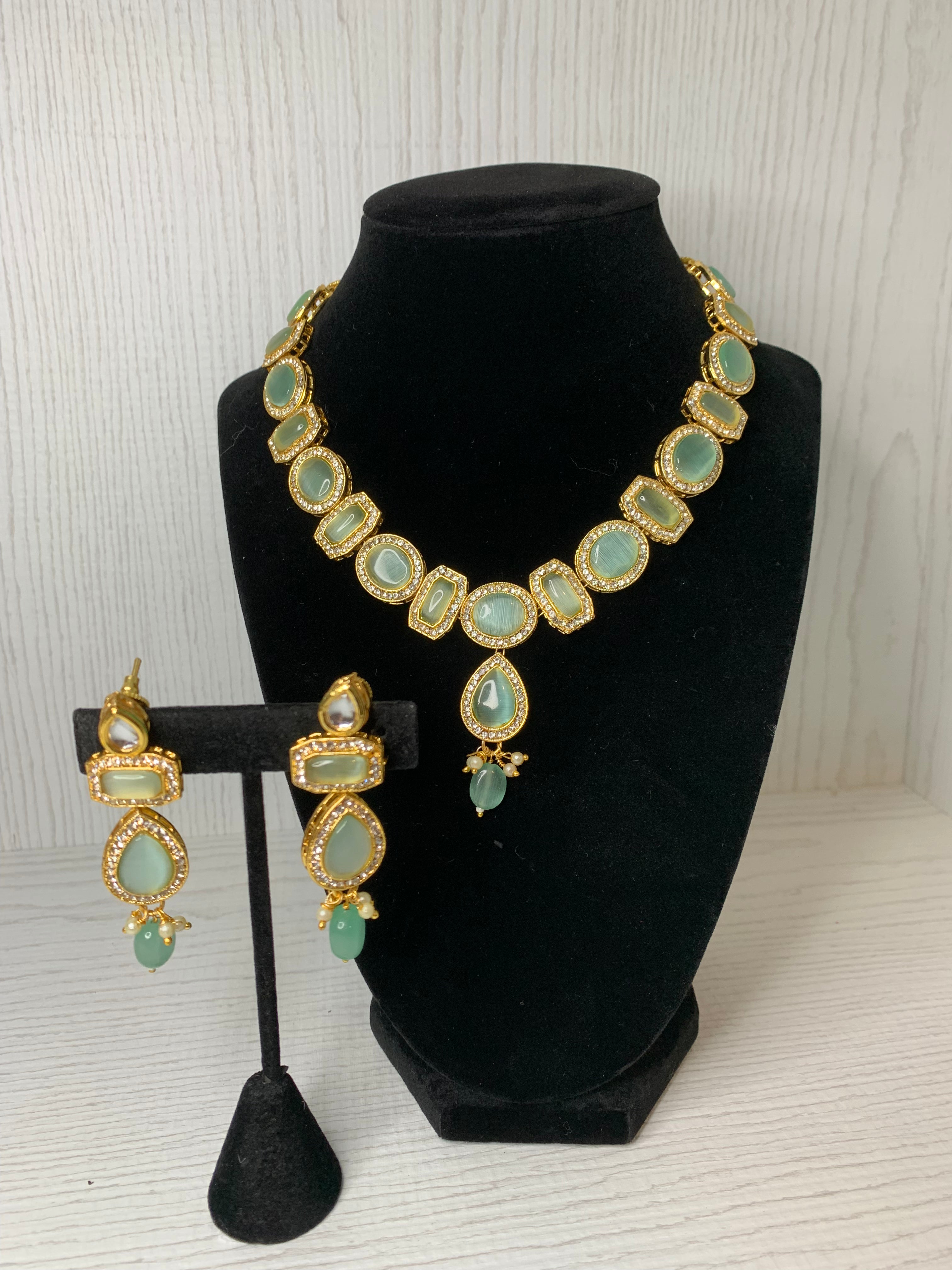 Yalina AD Modern Set