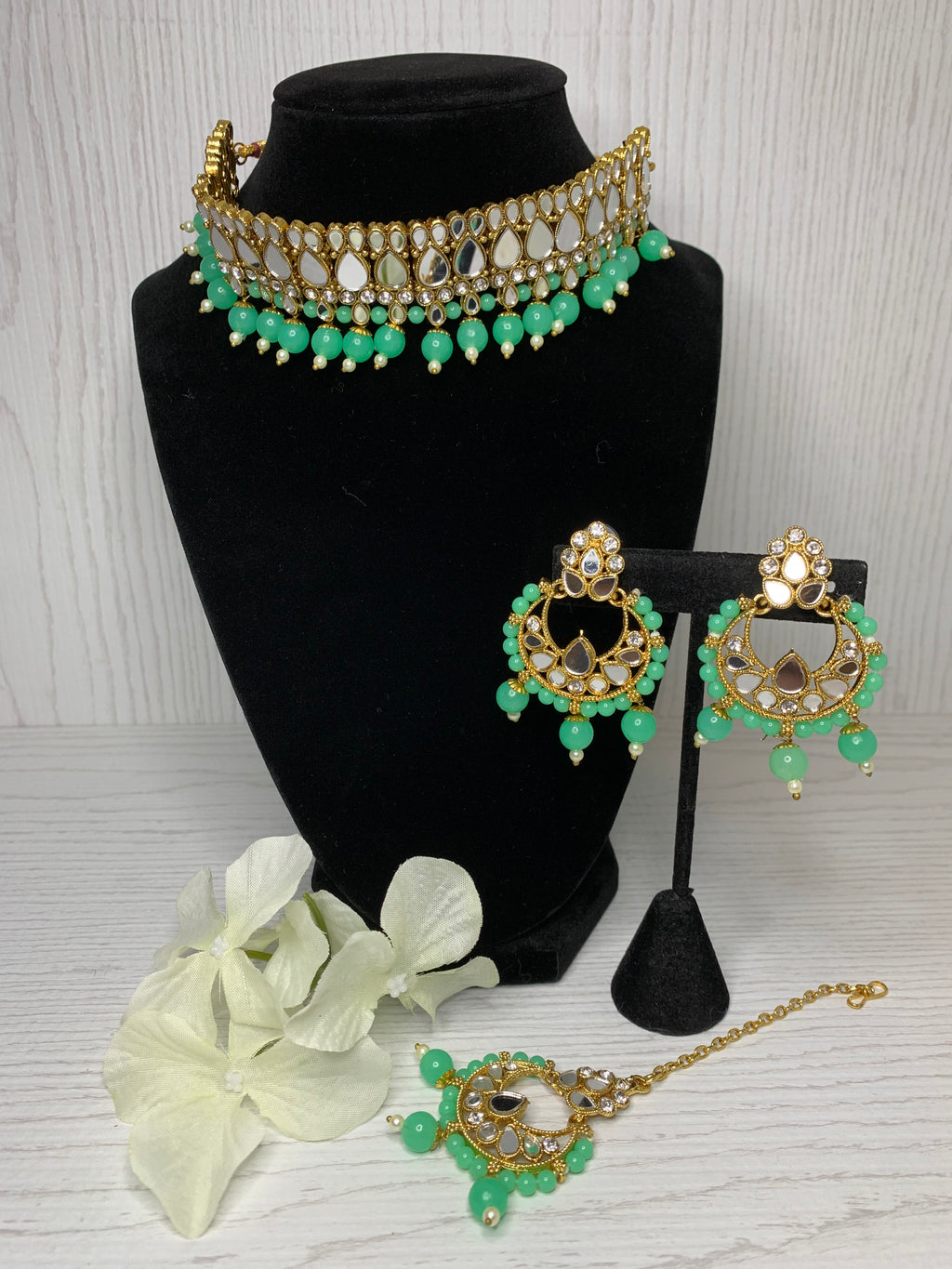 Ekra Mirror Choker Set