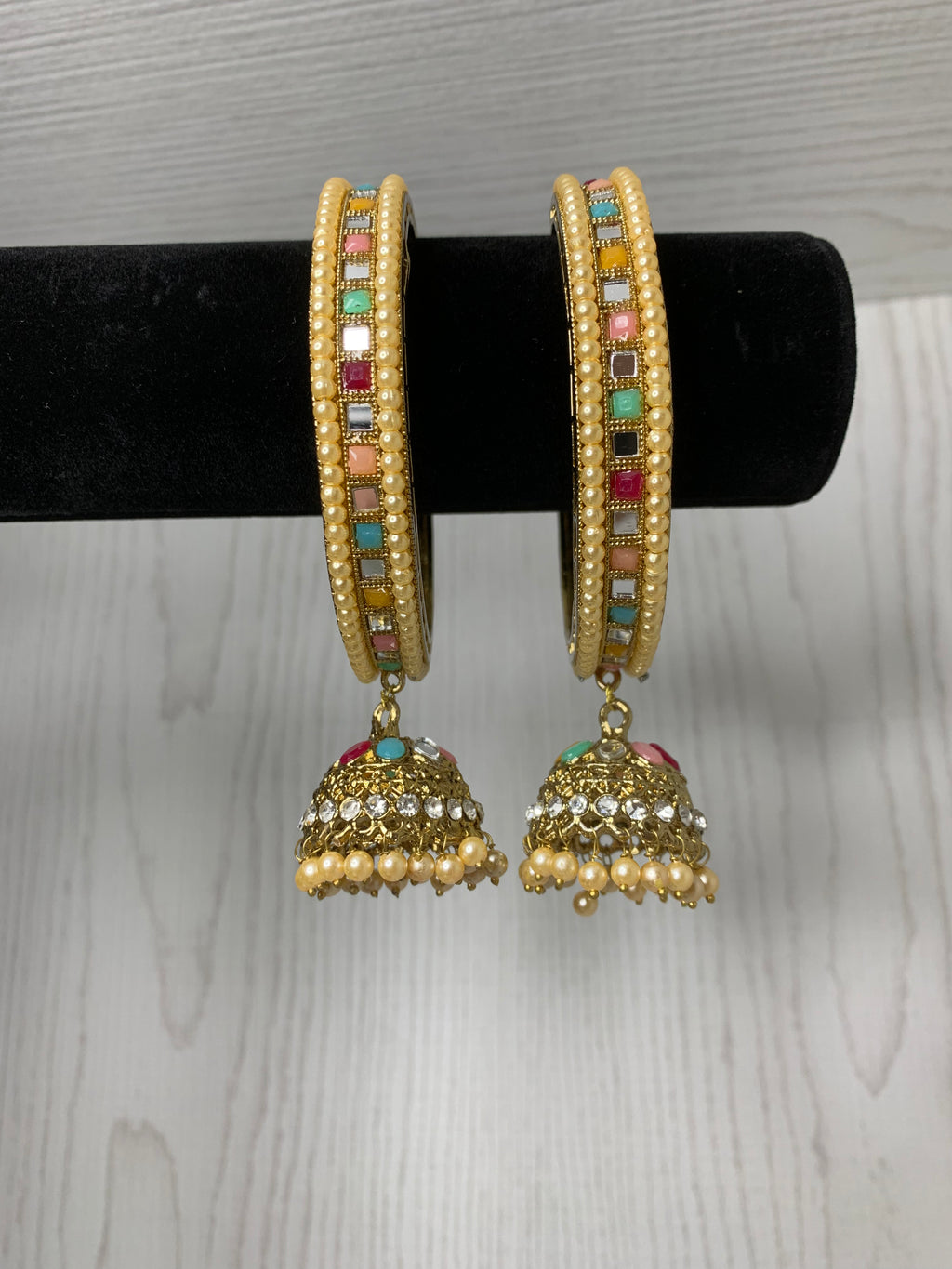 Jasmeen Kare - Jhumke hanging -Multi