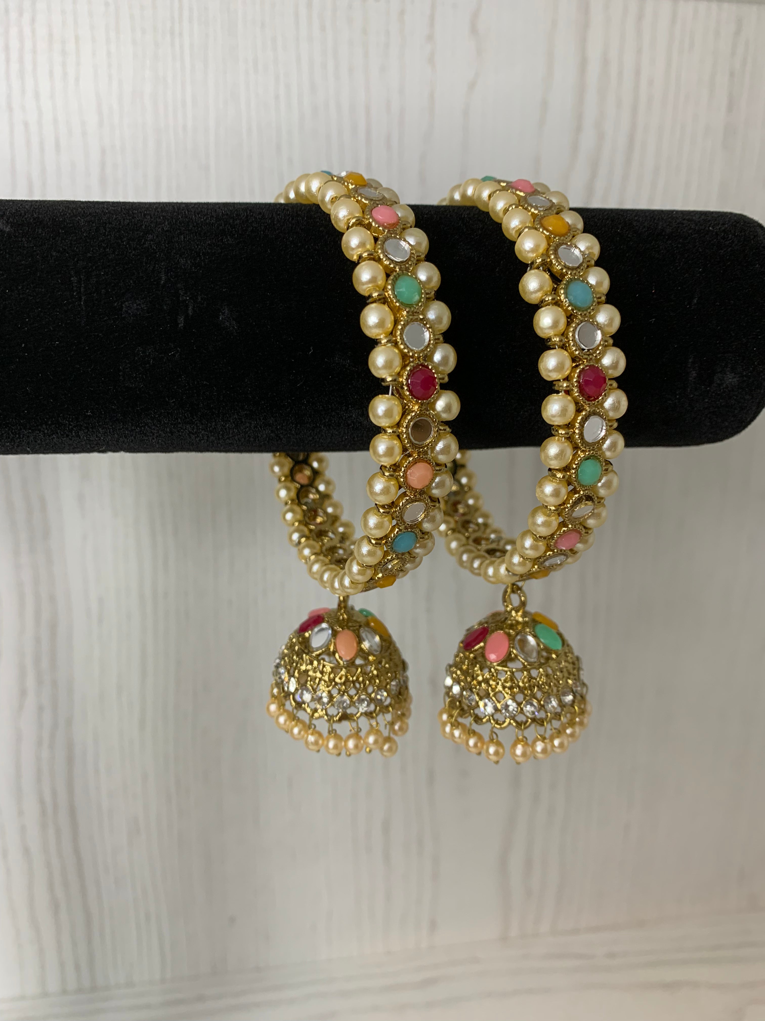 Jasmine Kara - Circle Mirror Design