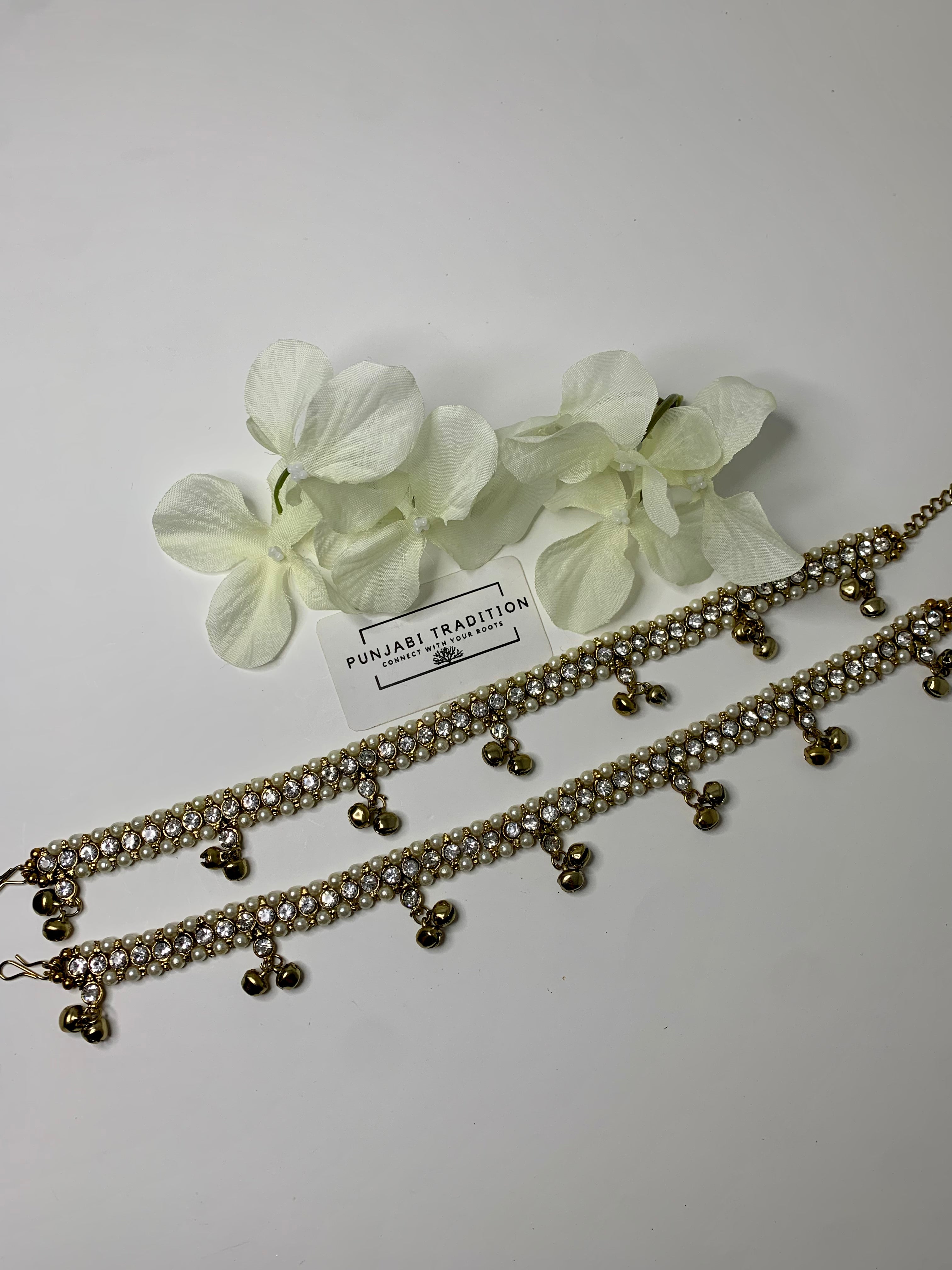 Keena- Simple Anklet