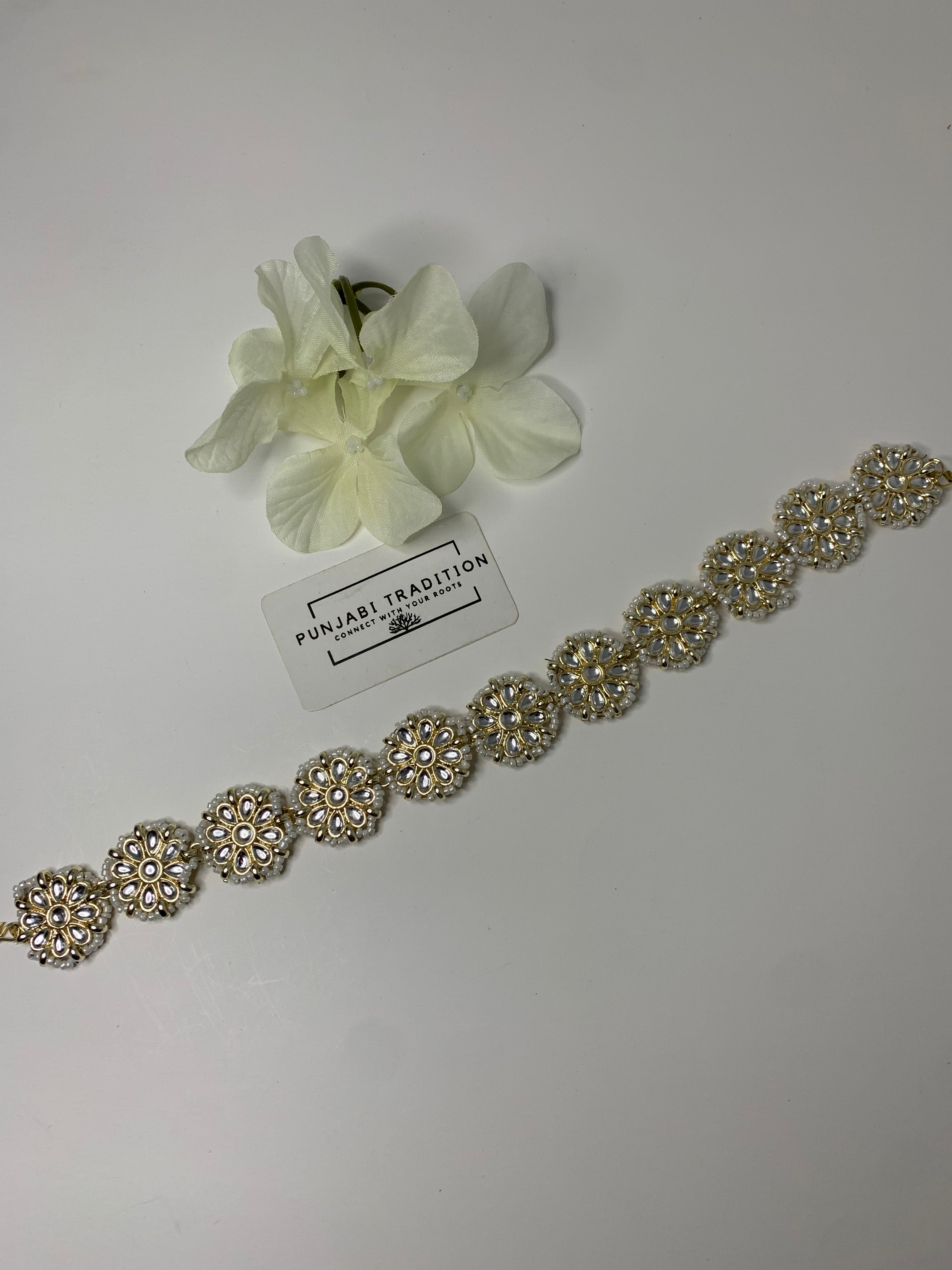 Sheen sheeshphool Flower