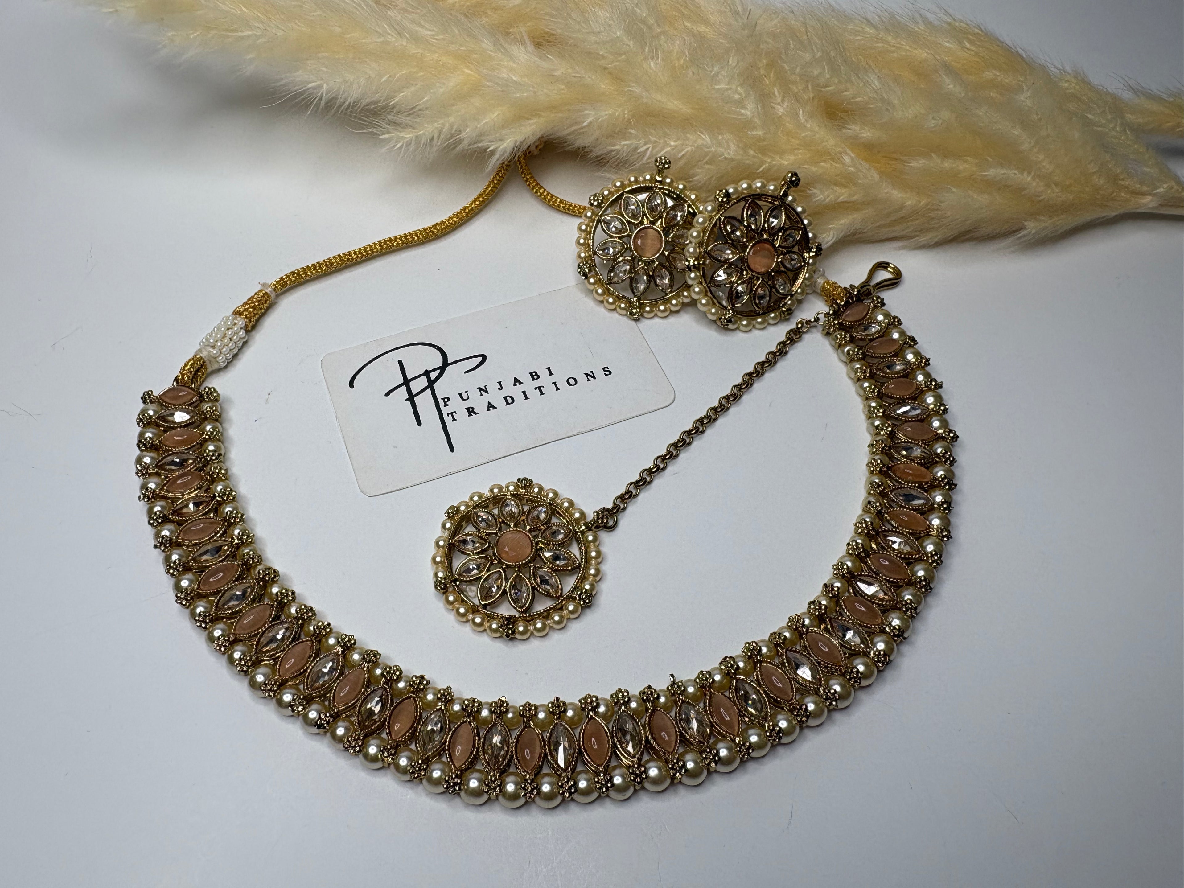 Mira Necklace