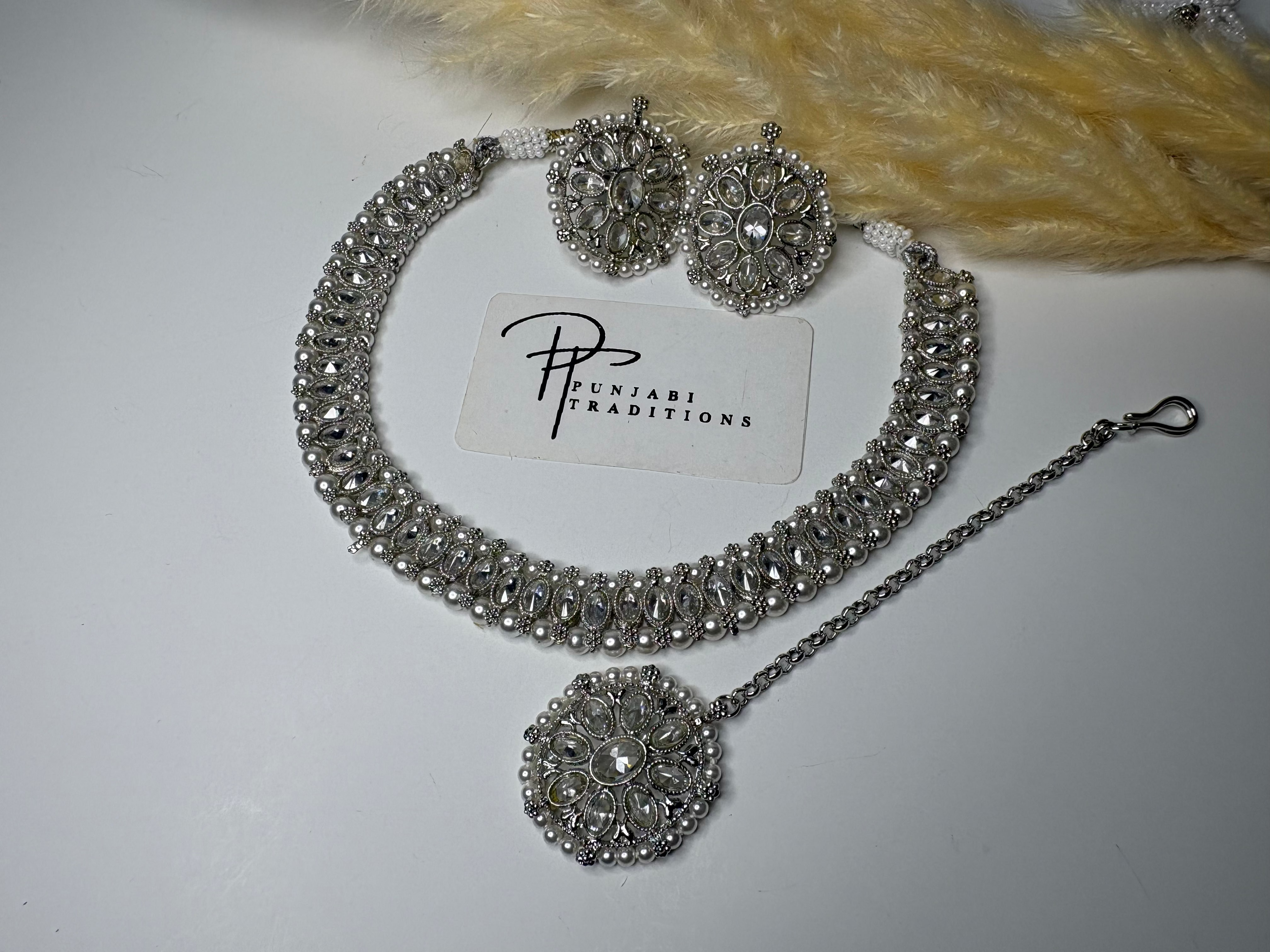 Mira Necklace