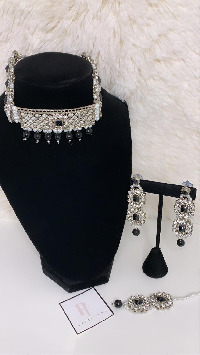 Meet - Punjabi Traditions