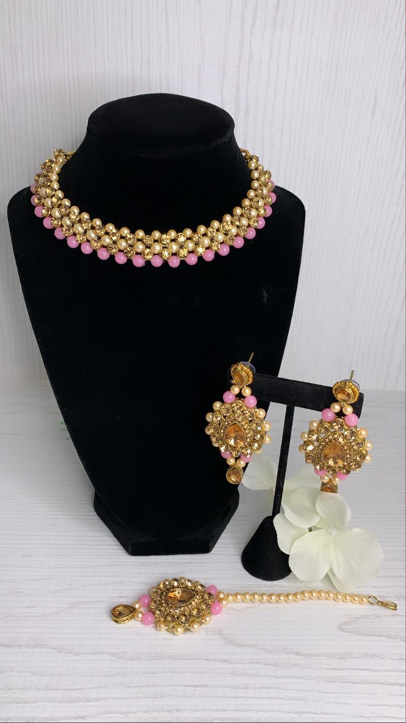 Priya Set