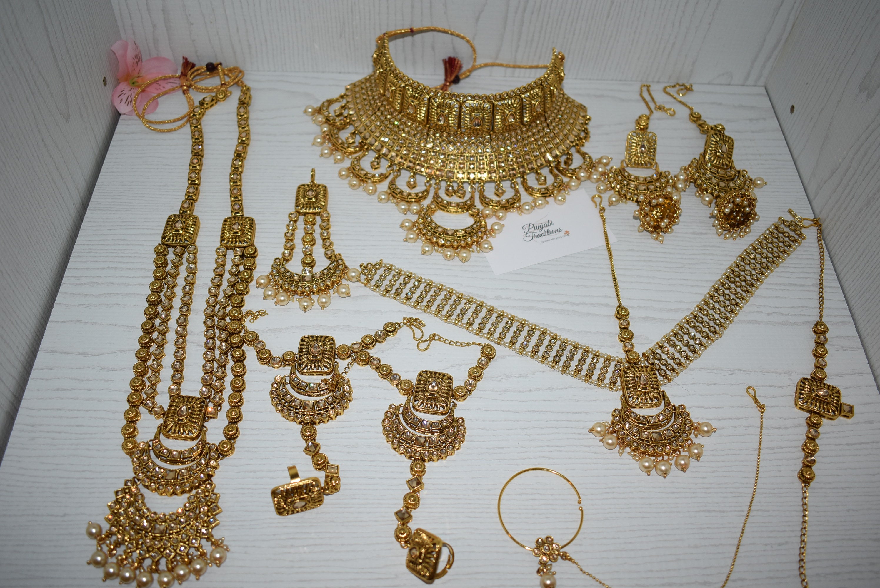 Sonam Bridal Set - Punjabi Traditions