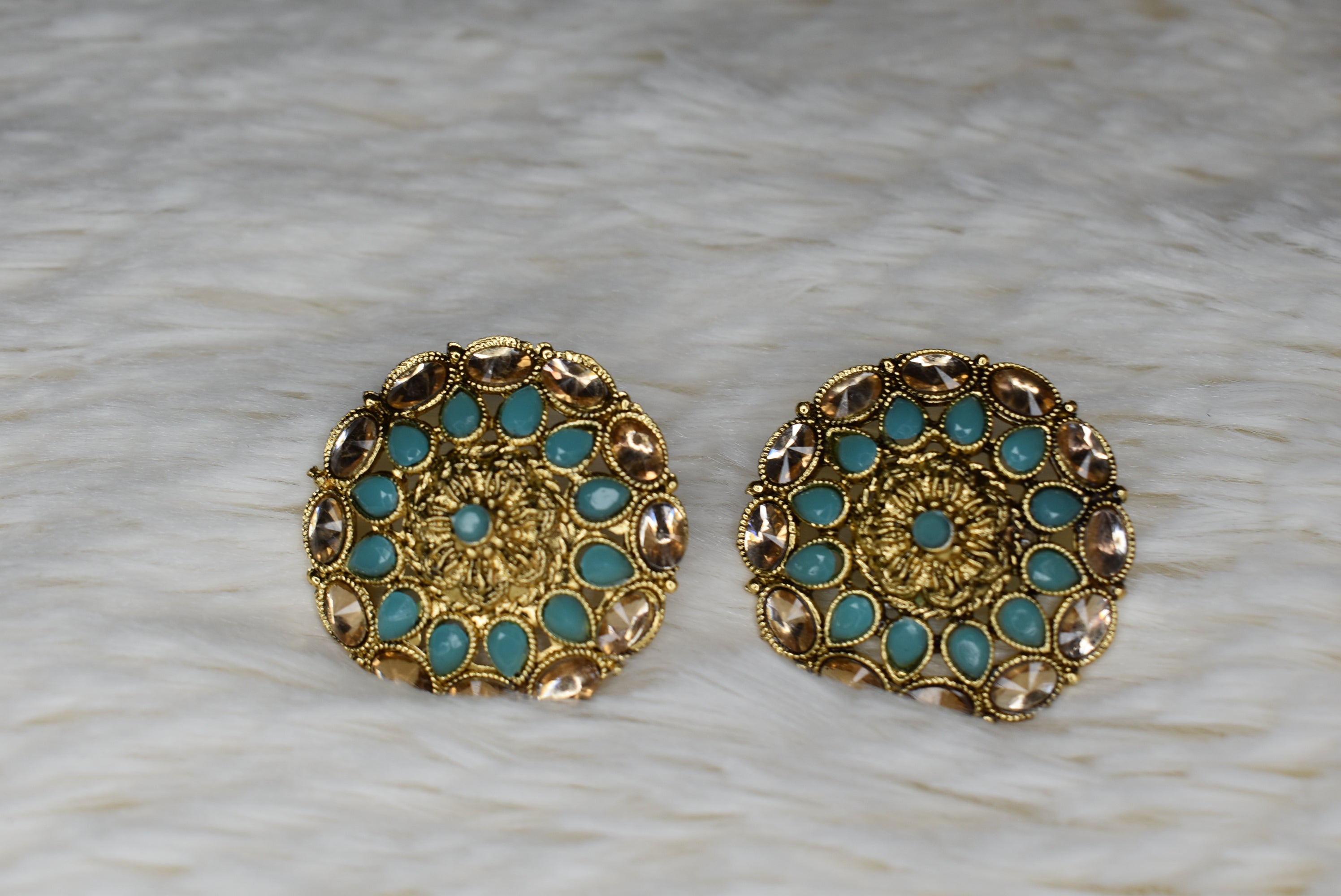 Ari Earring Studs - Punjabi Traditions