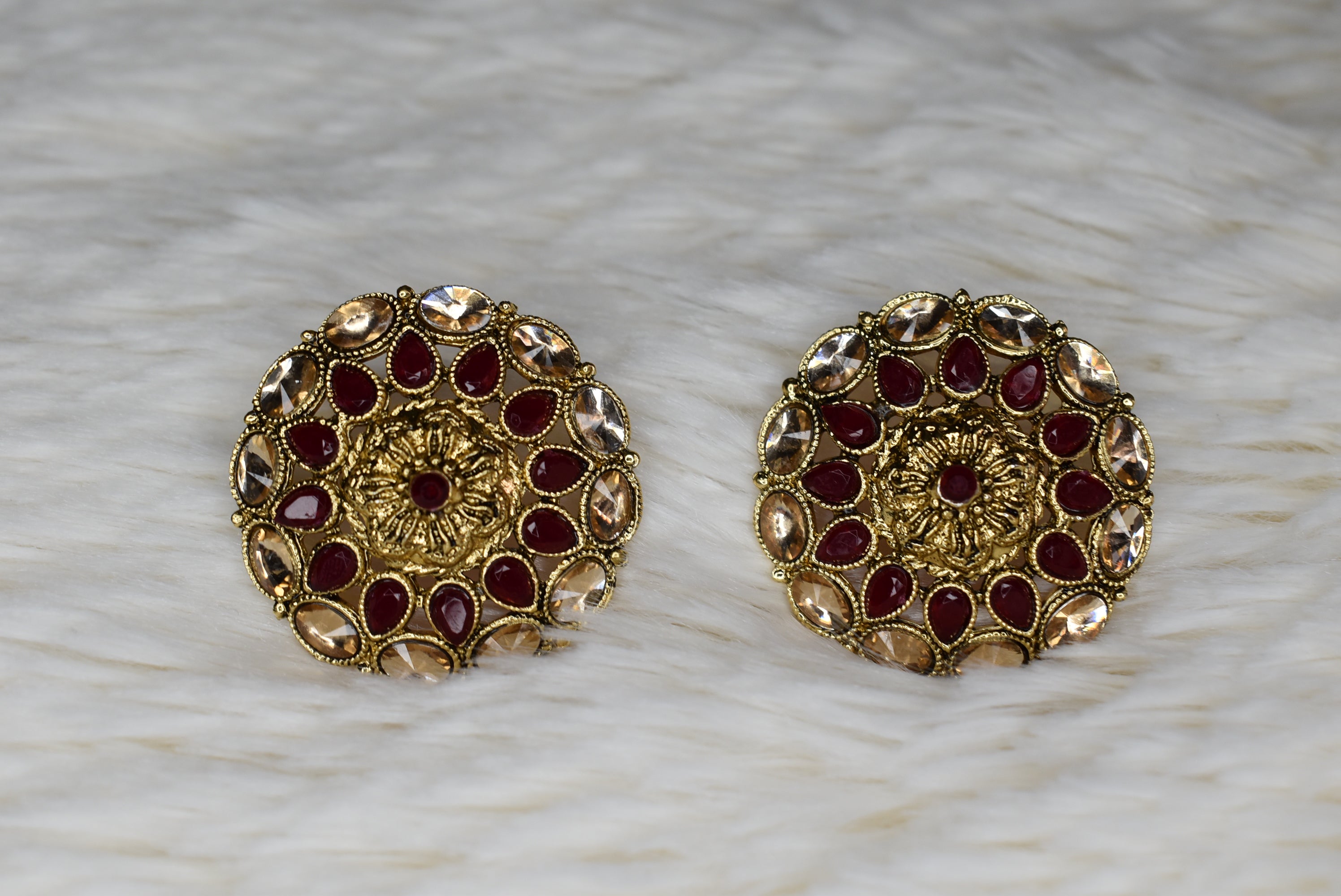 Ari Earring Studs - Punjabi Traditions